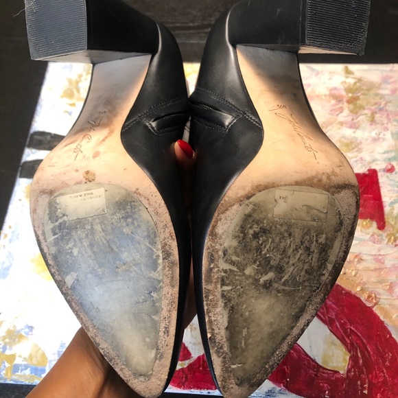 VC/John Camuto Black Leather Block Heel Booties / Size 10 - Picture 12 of 12